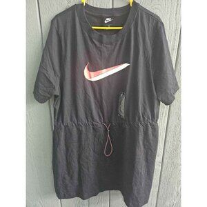 NEW Womens Plus Size 1x / 1xl Nike Black Icon Clash Dress with Pink Swoosh
